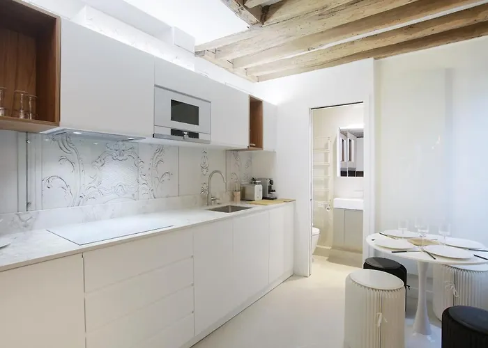 Le Marais By Prestige Apartment